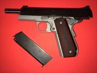 KIMBER SUPER CARRY CUSTOM {GENTLY USED, GREAT GIFT IDEA!!}