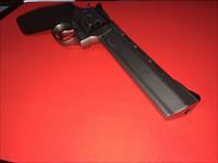 TAURUS TRACKER REVOLVER