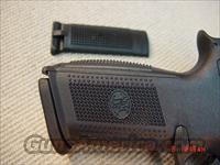 FN HERSTAL FNS-9 TWO-TONE with 3 MAGAZINES
