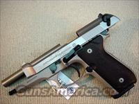 BERETTA 92FS INOX JS92F500 9MM STAINLESS