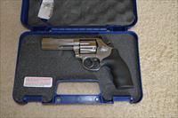 Smith & Wesson 686 357 Magnum 4" 