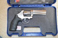 Smith & Wesson 686 Plus 4" 357 Magnum