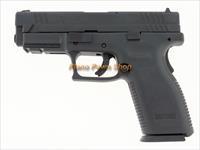 Springfield Armory XD-40 .40SW in case w