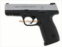 Smith & Wesson Model SD40VE .40SW with 2 Magazines