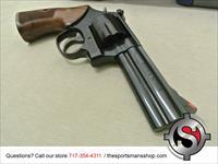 Smith & Wesson 586 Classic .357 Magnum Revolver Blued Finish New 150909 4" barrel